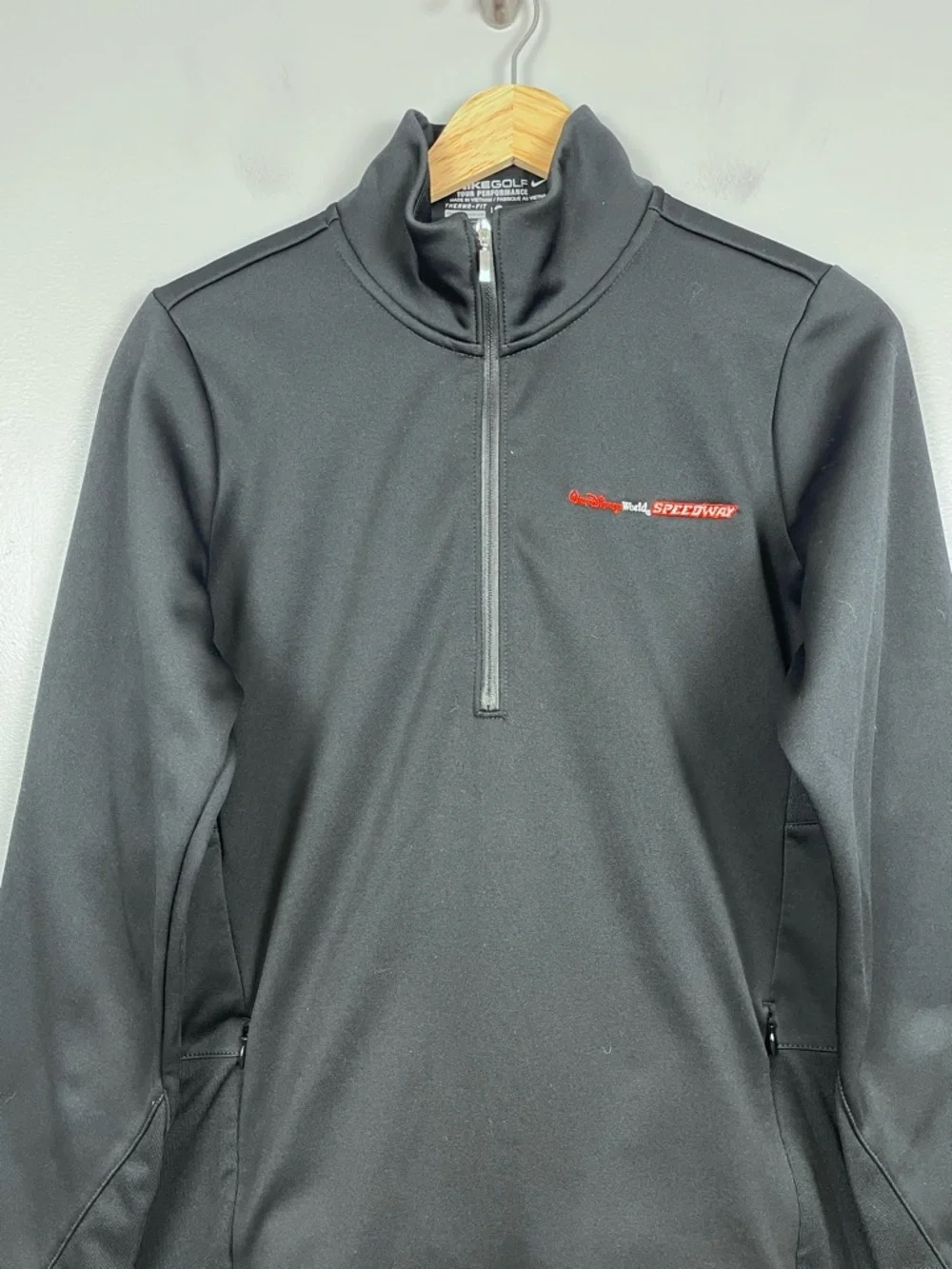 Nike Golf Women's Tour Performance 1/4 Zip with WDW Speedway Logo Size L; Disney